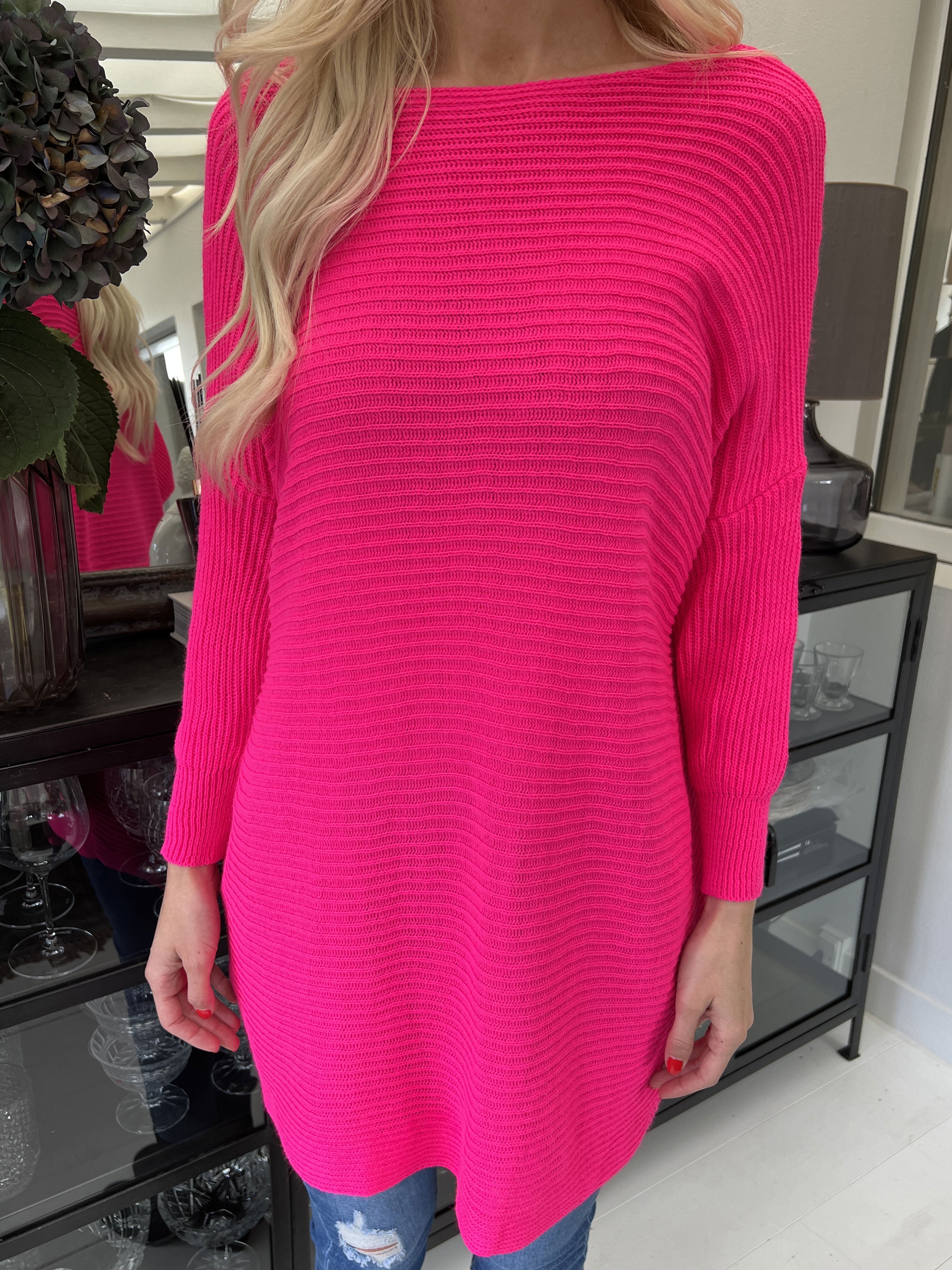 Teddy - Strikbluse med tætsiddende ærmer